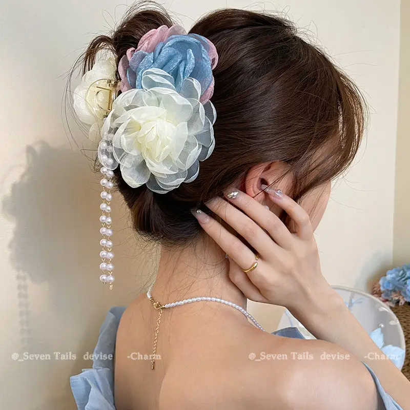 Pince à cheveux avec pompon en perles douces pour filles, pince à requin, cuillère arrière, accessoires en maille florale, griffe de fête pour femmes, printemps automne