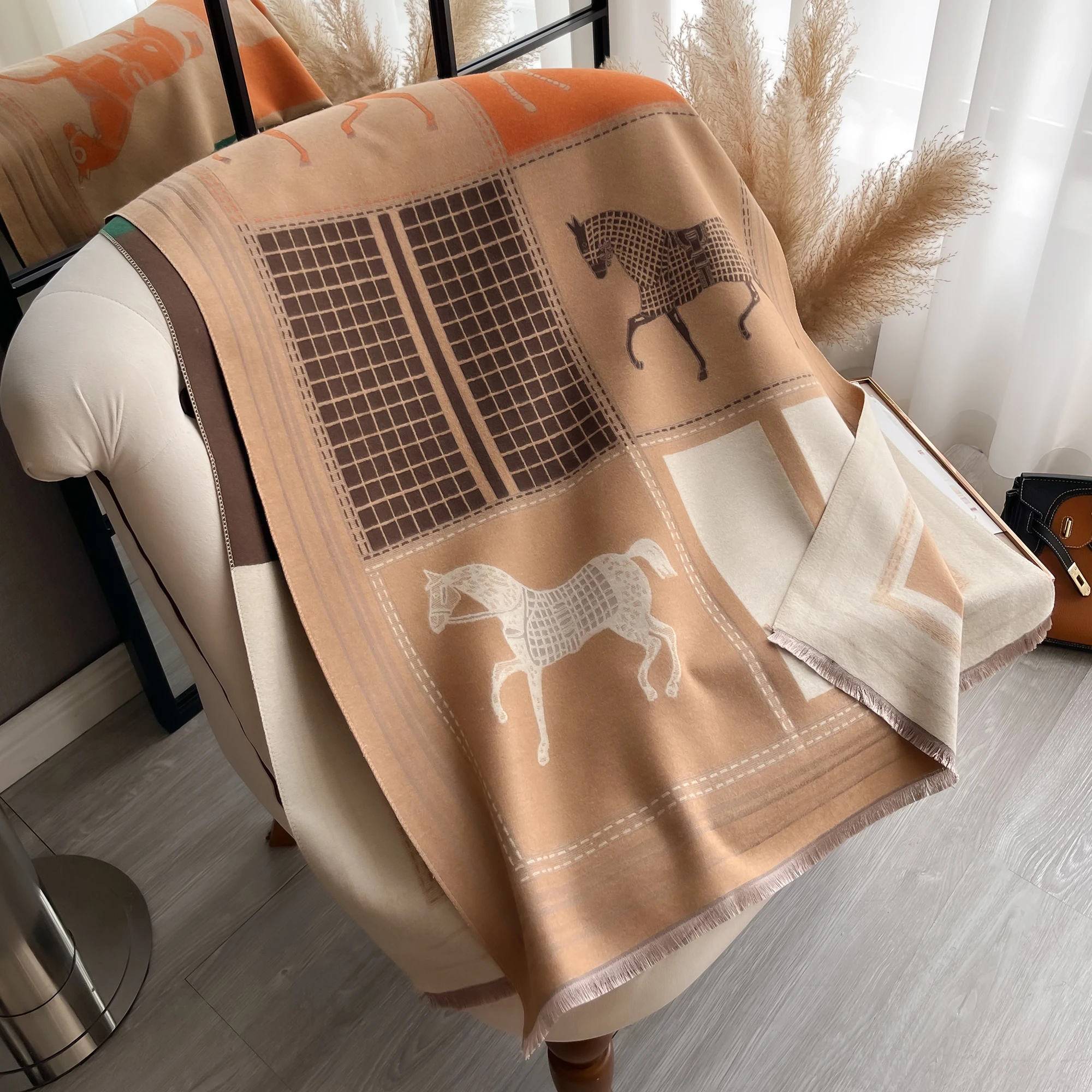 Marke Pferd Druck Schal Pashmina Kaschmir Reise Decke Schal Komfortable Wrap Schal Herbst Winter Elegante Kältebeständig Warme Narbe – Detail 5