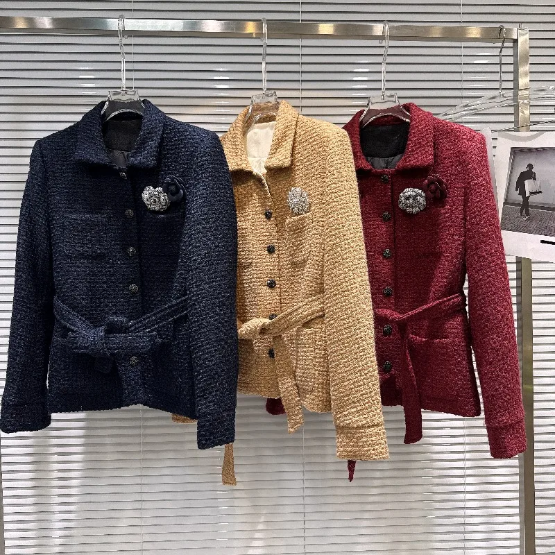 

2025 Winter New Fashion Flower Brooch Belt Tweed Down Short Coat for Women High-end Commuting Long Sleeve Slim Jacket Top