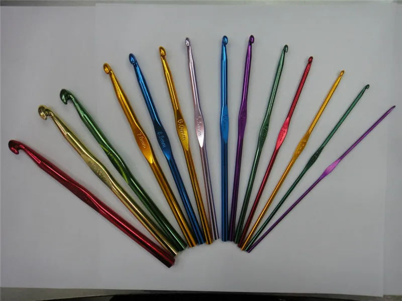 4pcs/8pcs A Set 2/2.5/3/3.5mm Aluminum Oxide Knitting Needles Crochet Hook Weave Crochet Needles Knitted Tools Accessories