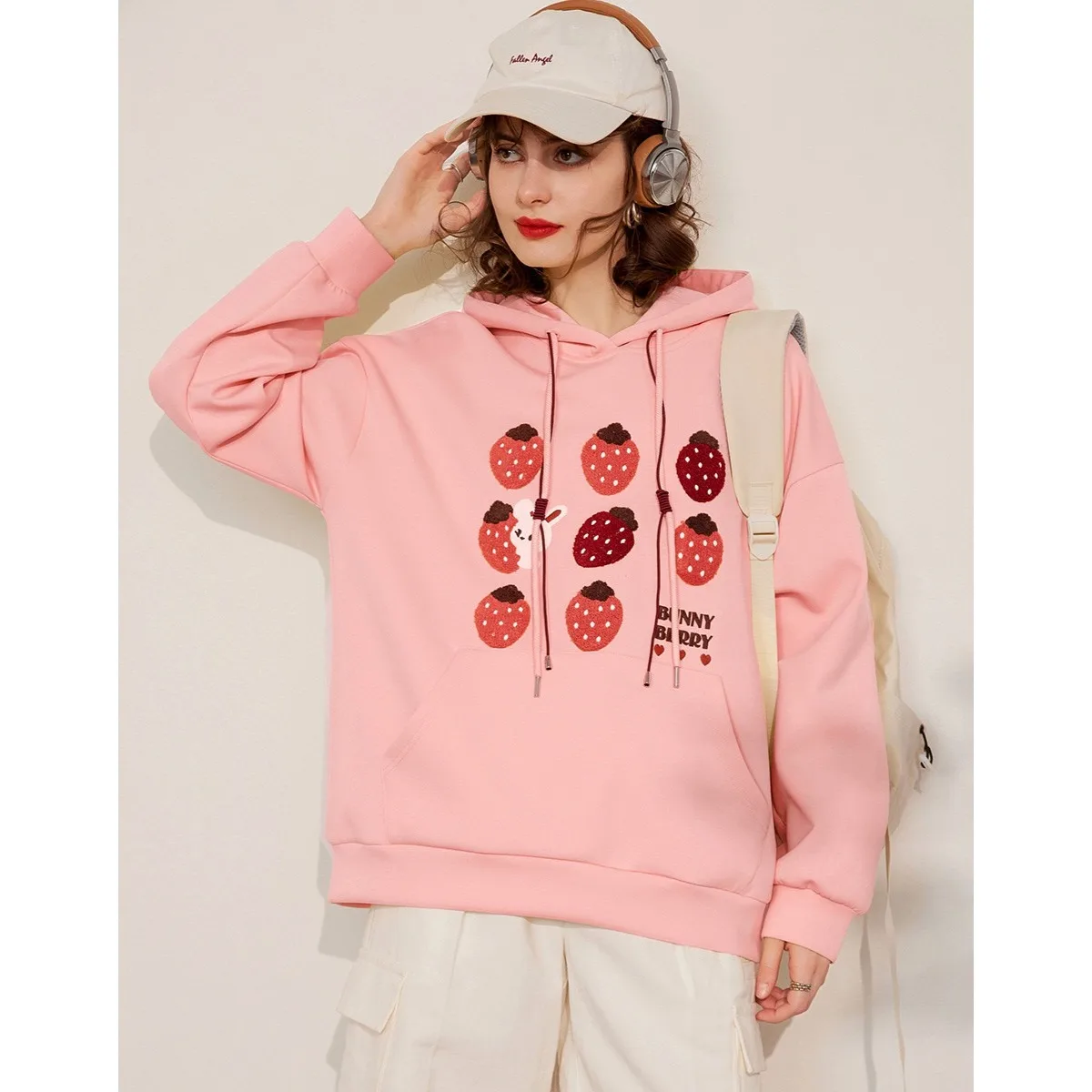 LOUIS YAO Cartoon Embroidered Women's Hoodie 2025 Spring Autumn Fashion Age Reducing Casual Loose Sweatshirts Long Sleeved Top