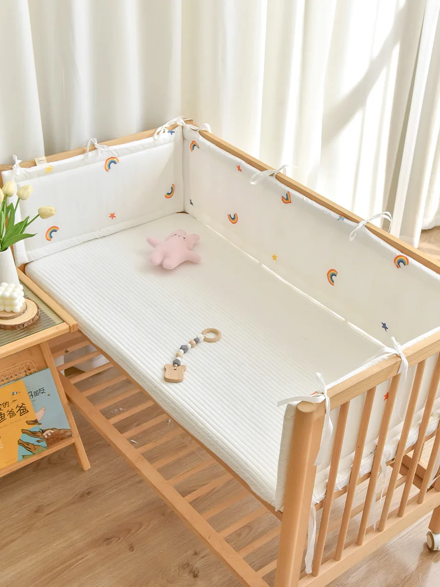 Newborn Bedding Bumper Cotton Infant Crib Liner Detachable One-piece Around Cushion Cartoon Animal Baby Crib Bumper Protector