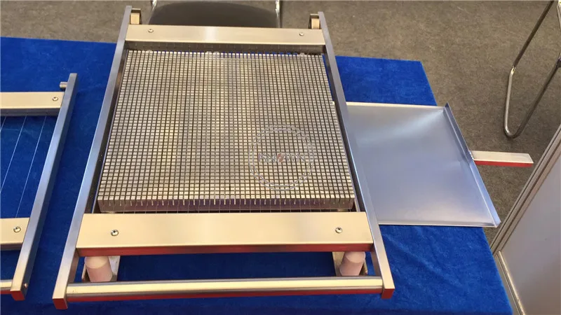 360*360mm  Customized Double Arm Chocolate Cuber Cutter Guitar Wire Butter Cutting Cake Tofu Cheese Divider Machine