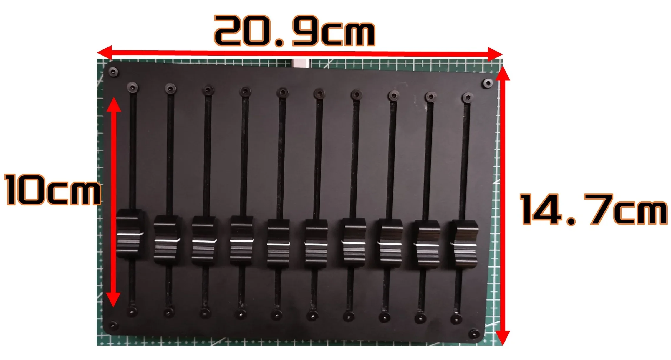 10 channel fader with customizable CC information USB interface  music host software  MIDI controller