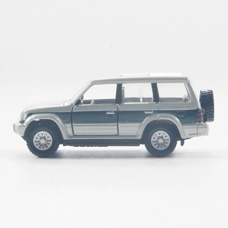 TAKARA TOMY-Tomica Mitsubishi Bobcat Pajero Off-Road SUV Modelo de Veículo Motorizado, Mini Carro de Liga Fundido, Presente de Brinquedo Infantil