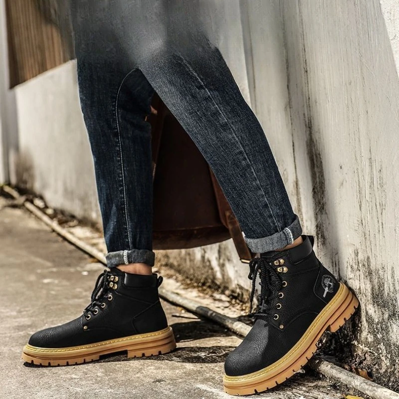 Botas de moda para hombre, zapatos de cuero con plataforma cómodos de primavera, botas de trabajo antideslizantes marrones de tendencia para hombre, zapatos informales, botas de vaquero