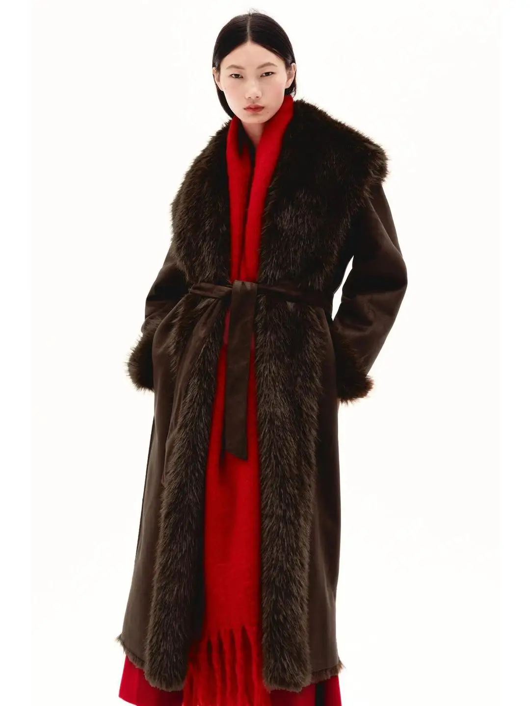 Płaszcz damski z efektem sztucznego futra na jesień i zimę, z paskiem, długi, w stylu ulicznym, z wiązaniem, wełniany.