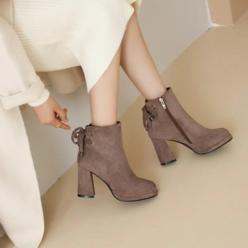 

Winter Women's Fashion High-heeled Boots Winter New British Style Soft Sole Anti-slippery Versatile Keep WarmBoots