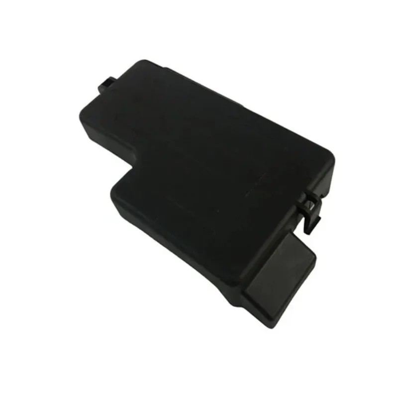 Suitable for BAIC E150 E130 Senova D20X25X35 battery wire cover box battery wire box battery fuse box upper cover