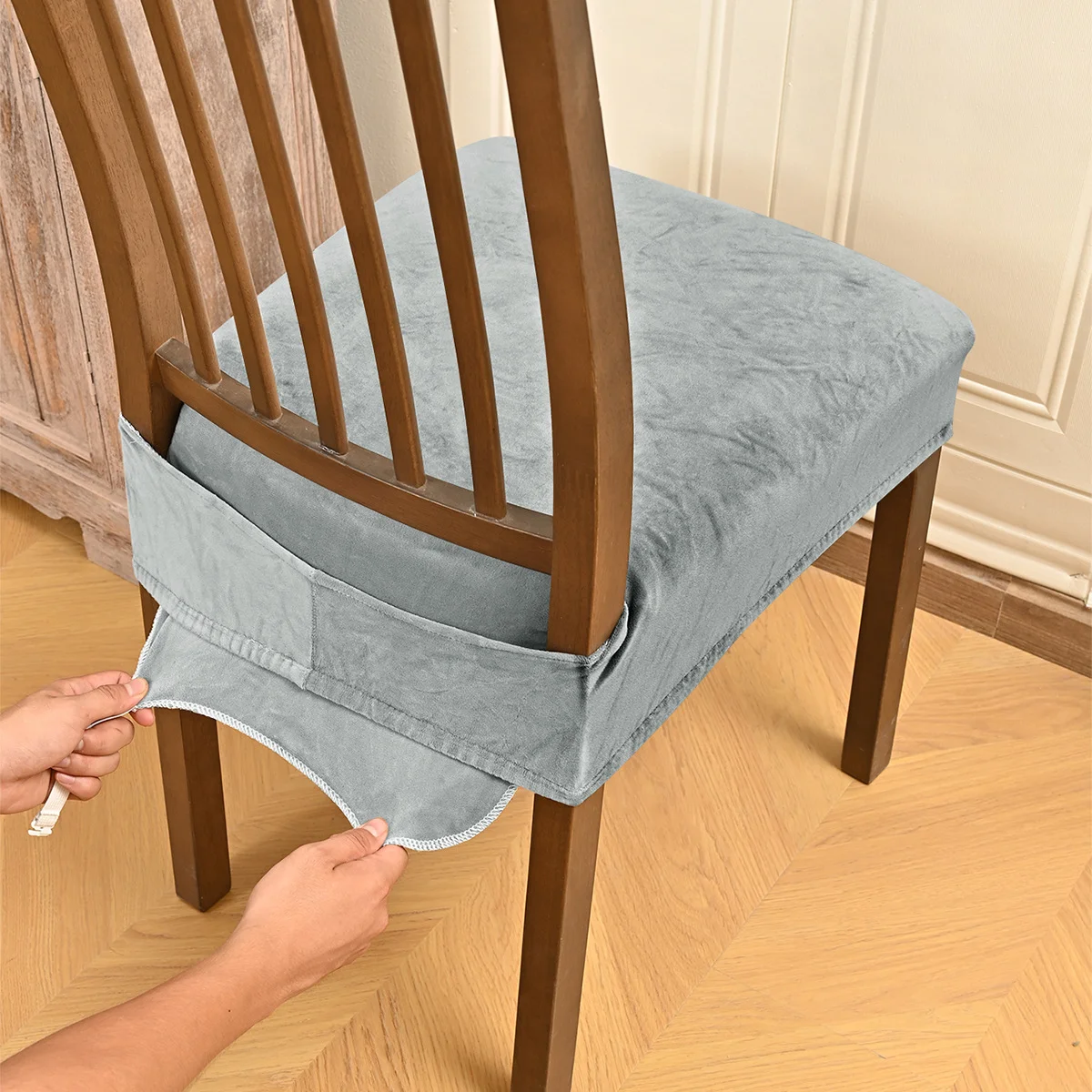 1pc/4pcs/6pcs Stretch Velvet Dining Chair Seat Cover with Anti-Slip Buckle Strap Double Elastic Bands Soft Plush Cushion Protect