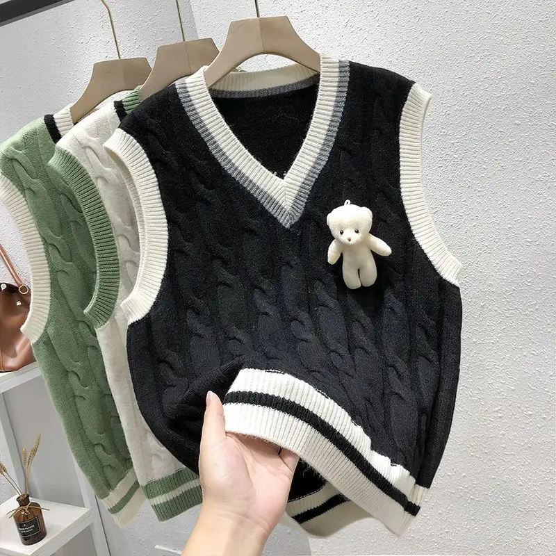 Sweater Vest Pullovers Womens Vest Green Sweater Vest Tops Womens Clothing Bear Sweater Vest Knit Vest Sweater Korean Style Tops