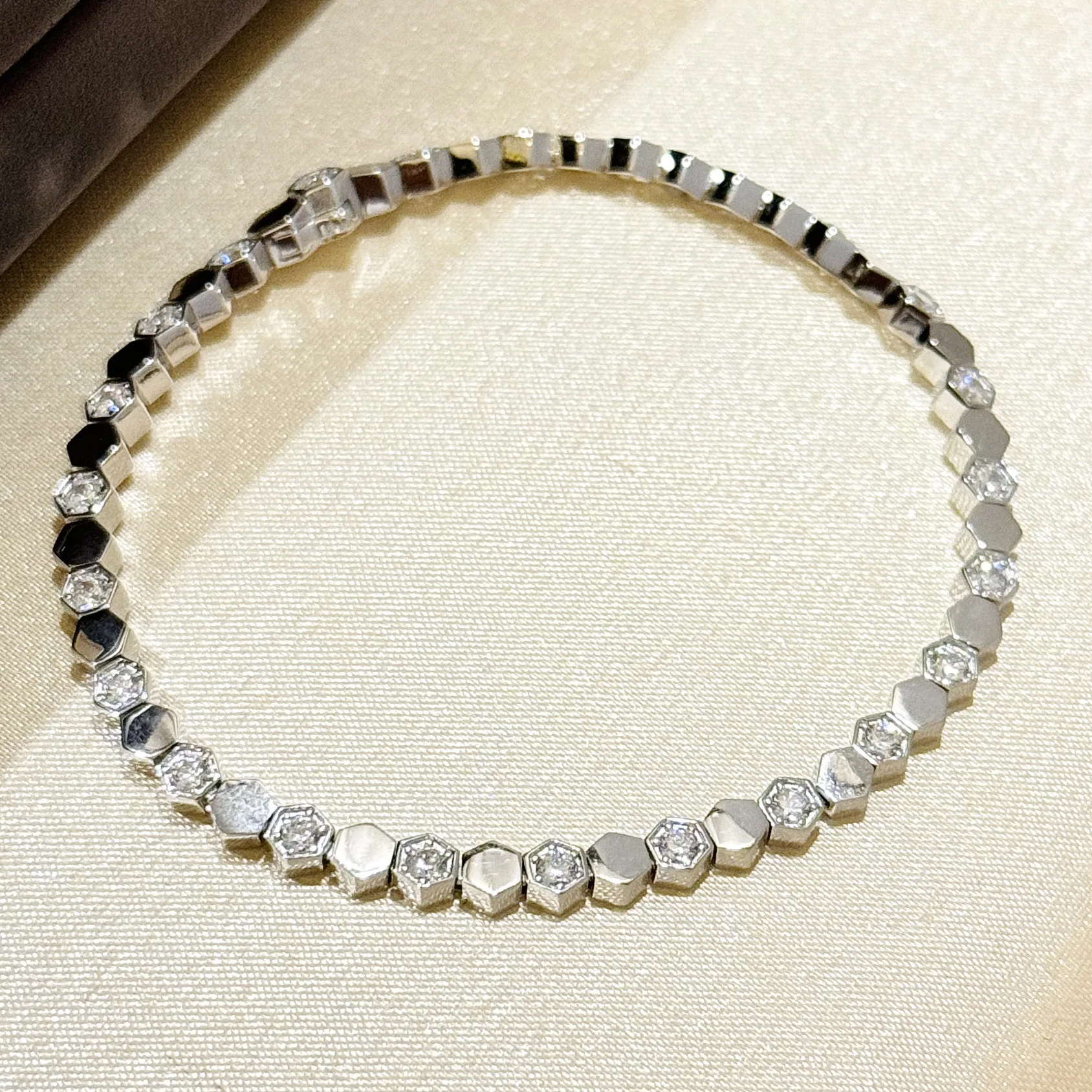 

2025 New Style 100% 925 Sterling Silver Pave AAA Zircconia honeycomb Bracelet For Women Fine Jewelry