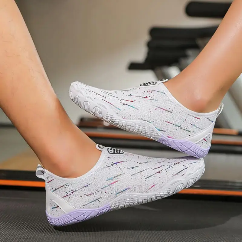 アクアシューズ通気性速乾ノンスリップウォーターシューズ女性用ビーチウェーディングシューズ釣りジムシューズ