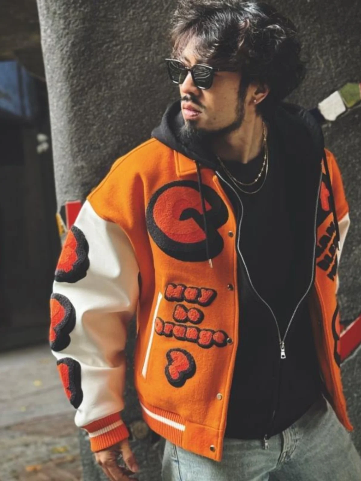 

Мужская куртка-бомбер в американском стиле, свободного кроя, оранжевая, с длинными рукавами, квадратным воротником, без бренда