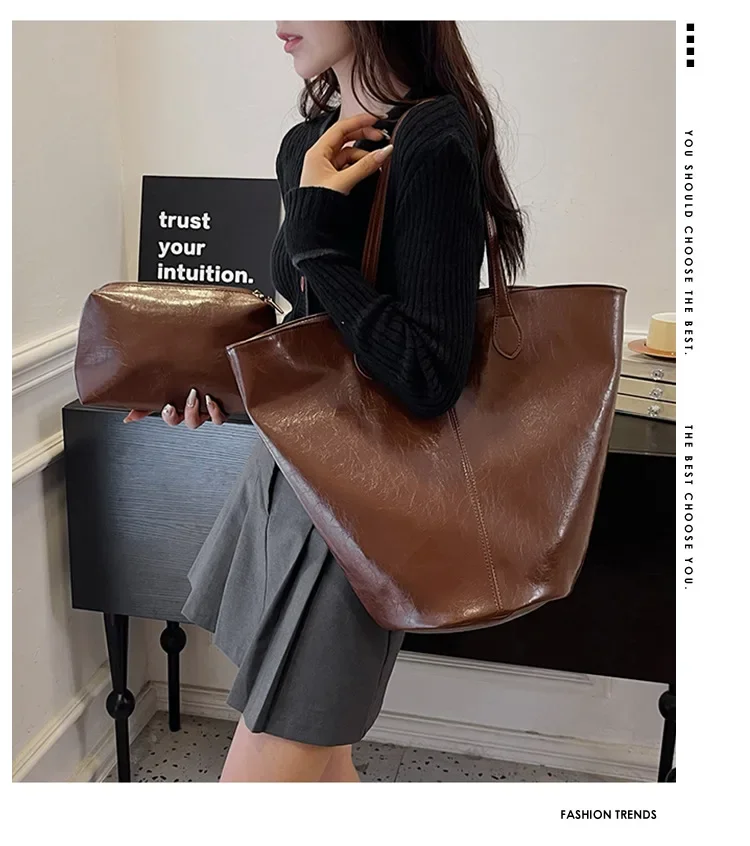 

Fashionable and trendy shoulder bag simple tote women's bag 2024new trend high-end feeling large capacity commuting underarm bag