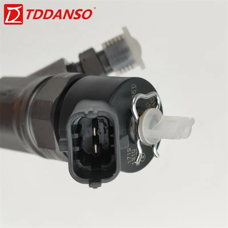 0445110307 New Common Rail Injectors 0 445 110 307 6271-11-3100 Fuel Injector For QSB 3.3 KOMATSU 4D95 6D95.