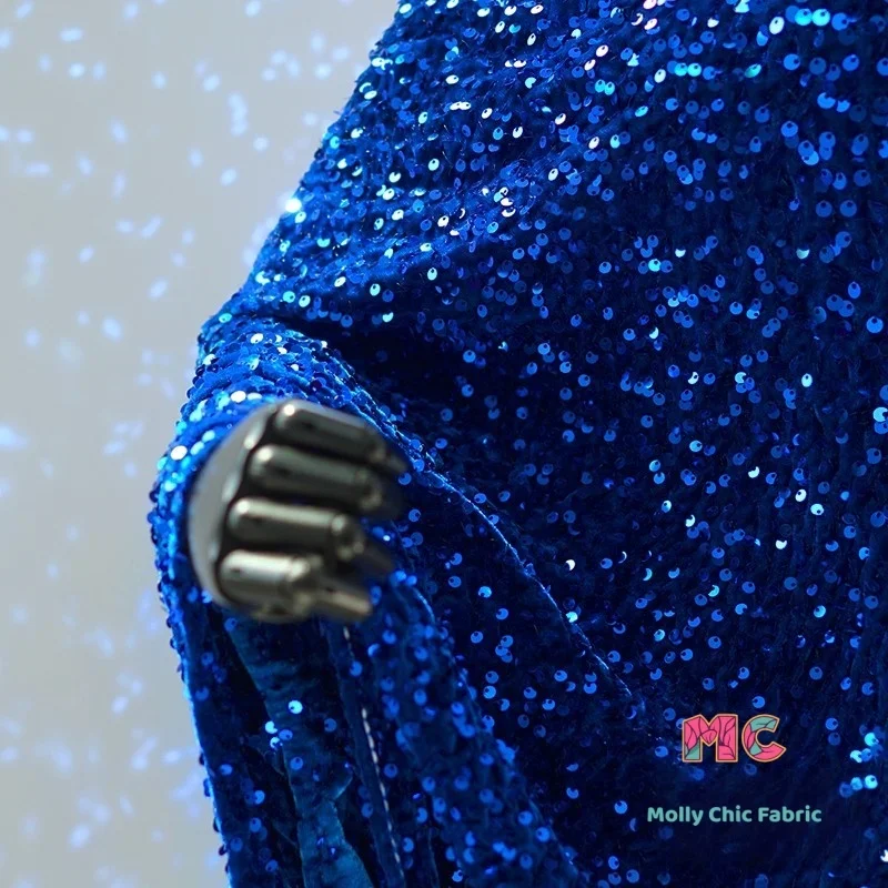 Vestido de mujer cosido de tela bordada con lentejuelas de colores de terciopelo multicolor de 5mm con tela elástica