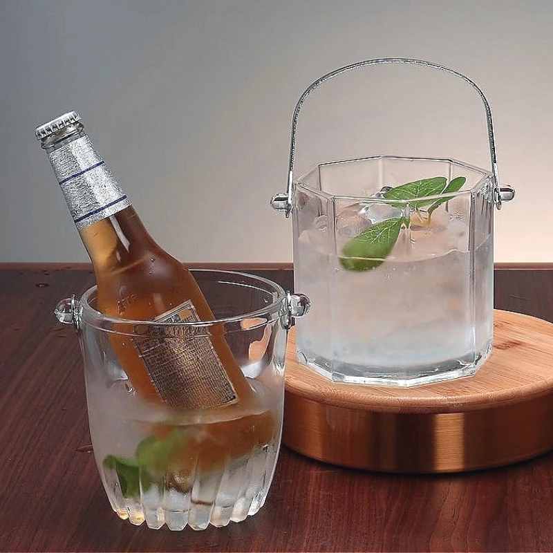 Ice Bucket With Cli…