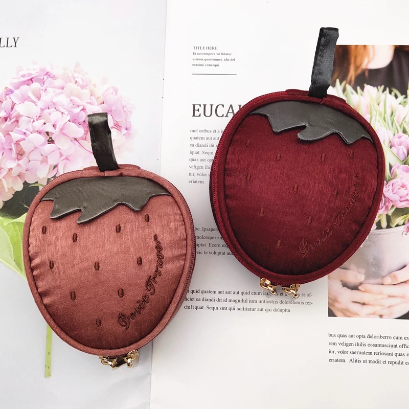 Large Strawberry 3D Jewelry Storage Box Embroidered Jewelry Organizer Bag Travel Portable Small Fabric Ring  Earrings Boxes