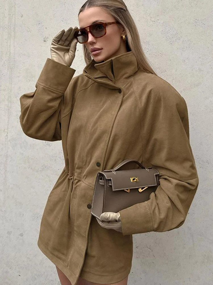 

Женская винтажная замшевая куртка, повседневная универсальная свободная куртка с воротником-стойкой на молнии, пальто 2021, осенне-зимняя модная уличная верхняя одежда