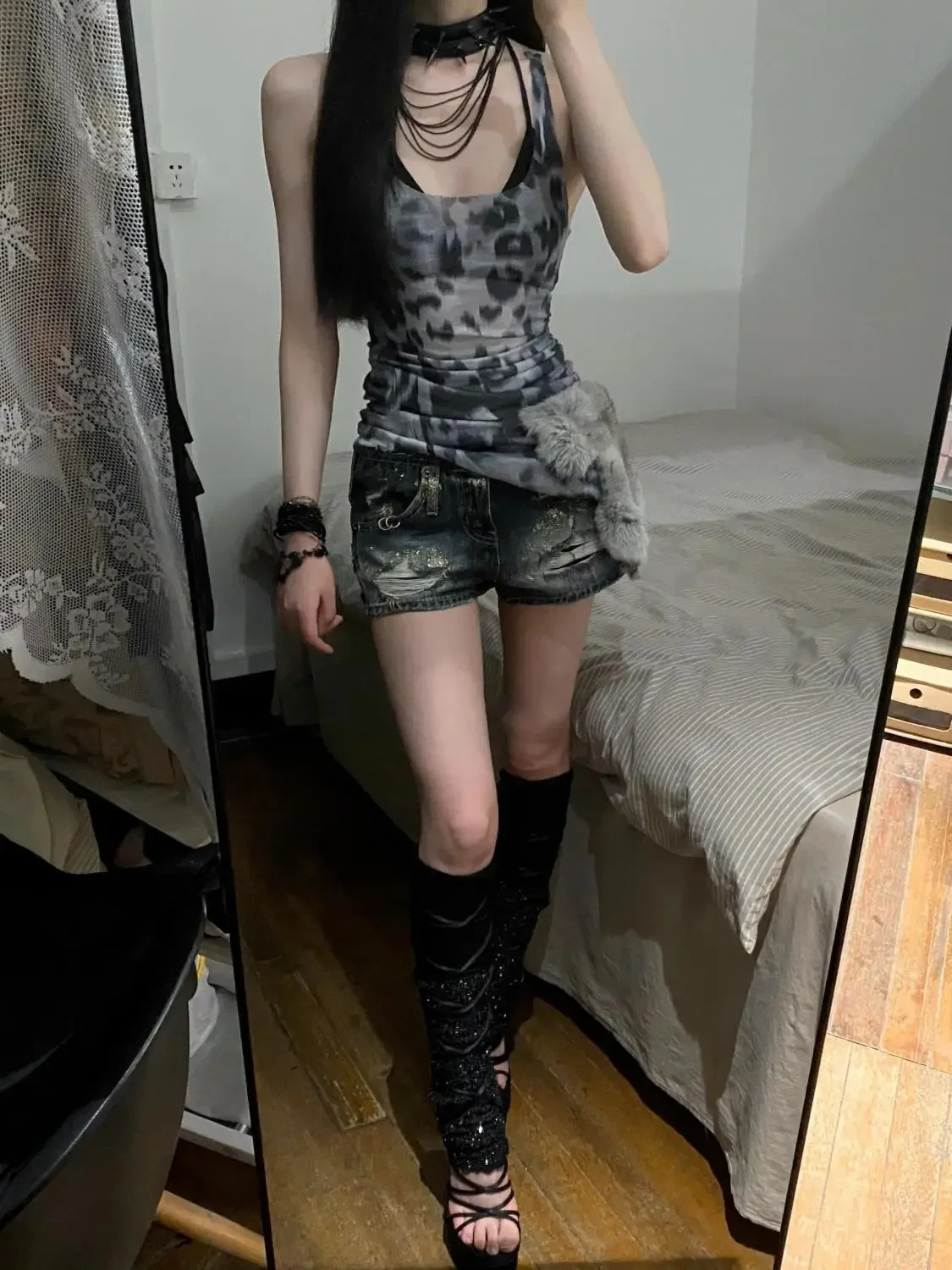 Sexy Micro Mini Female Short Jeans Pants Flowy Design Korean Style Low Price Trend 2025 Stretchy Women's Denim Shorts Wholesale