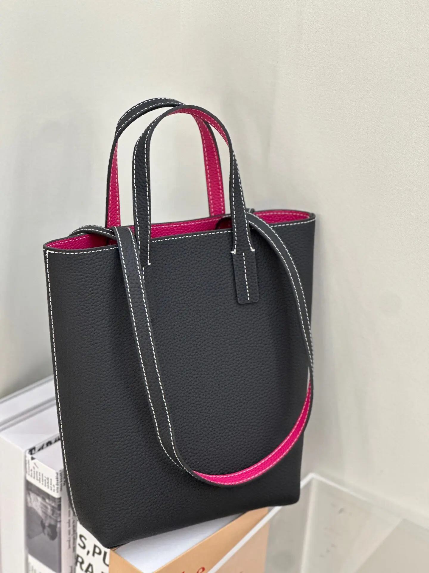 

Genuine Leather Women's Bags, Korean Style Top-Grain Cowhide Tote Bag, Reversible Shoulder Bag, Bucket Bag, Basket Bag, Open-top