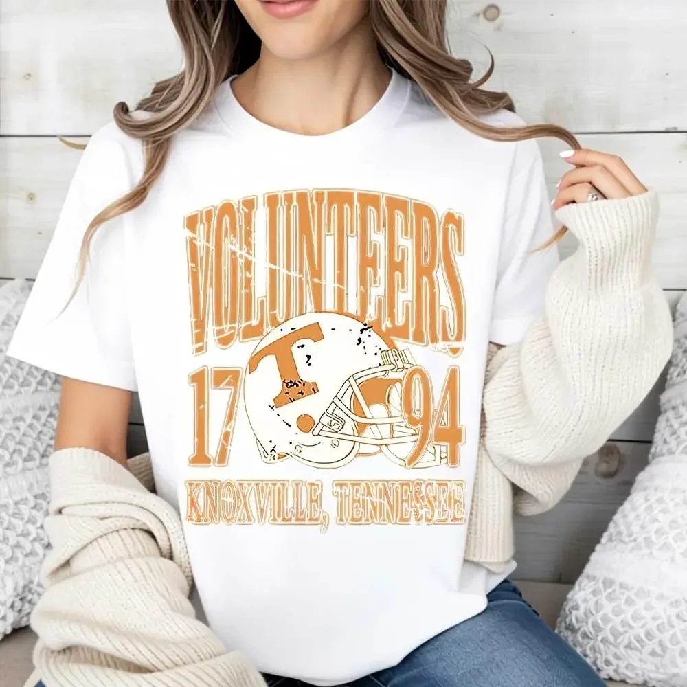 Volunteers 1794 Knoxville Tennessee Football Helmet Graphic, T-Shirt, Retro College Sports Fan Apparel, Casual Daily Wear Game Day