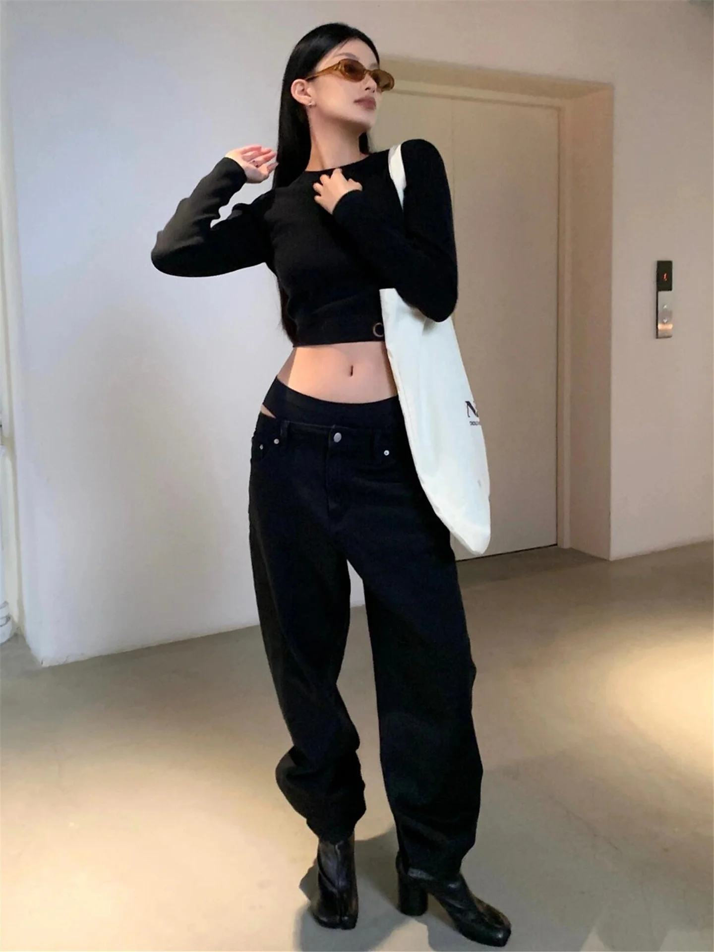 

Street Style Low Waist Wide Leg Black Denim Jeans Women's Loose Fit Straight Leg Pants Vintage Spring Autumn Slimming Effect