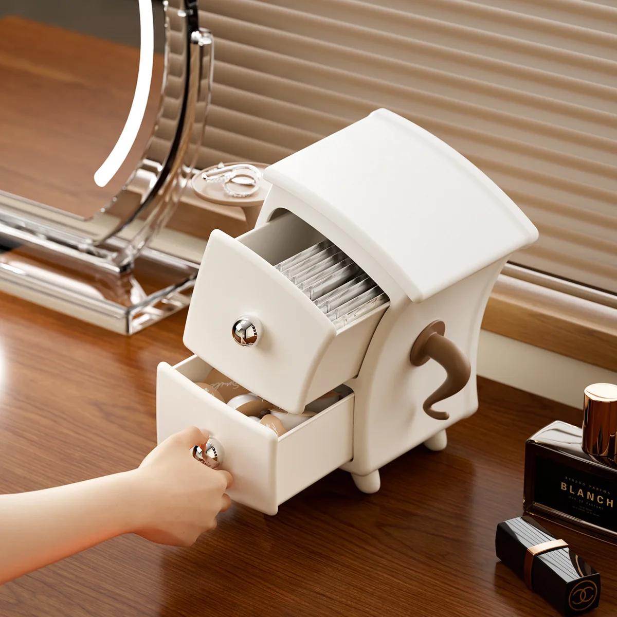 

Входная дверь в средневековом стиле, креативный забавный шкаф для хранения, настольные предметы, сортировочный ящик, милый многослойный ящик для хранения на талии