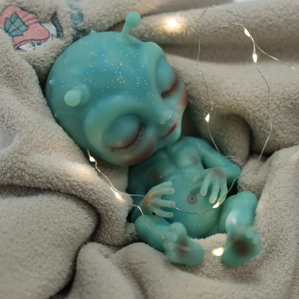 Cloveray 9 inch Full Body Solid Silicone Alien Reborn Baby Doll Super Soft Silicone Doll High-quality Handmade Toy Kid Gift