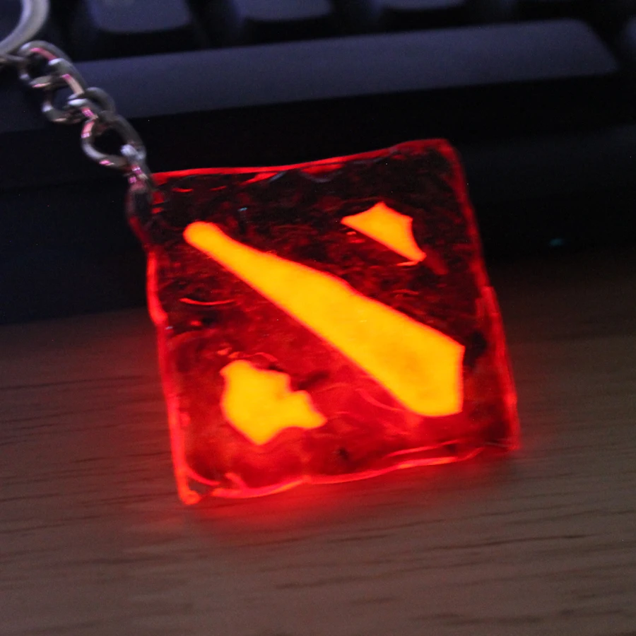 Dota 2 Keychain glowing Pendant glow in the dark car Dota2 Classical Logo key chain Bag pendant