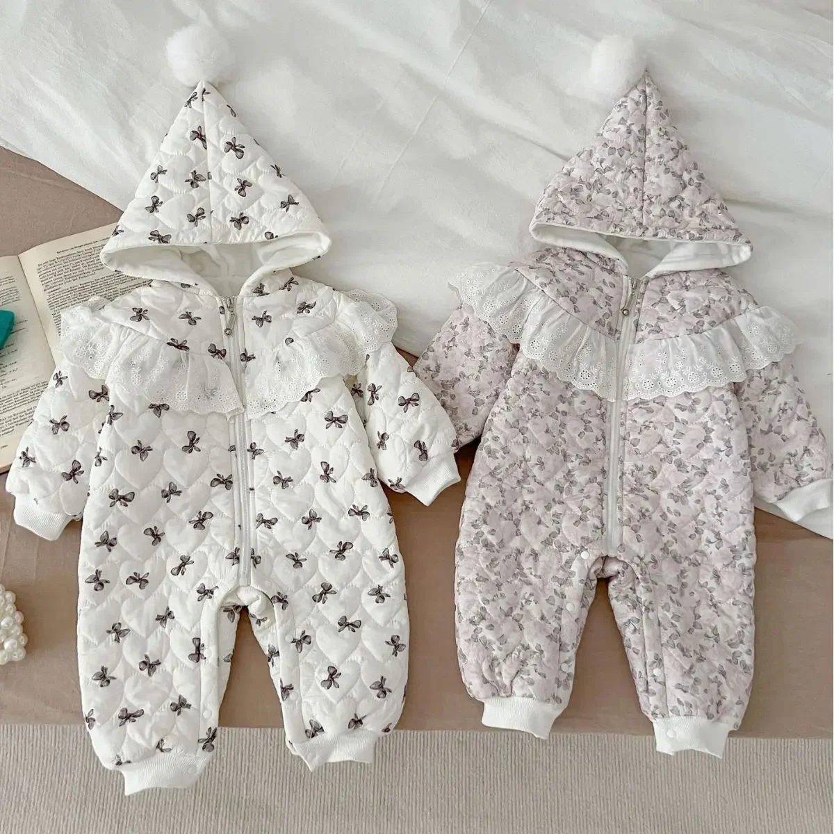 Winter Baby Jumpsuit Thickened Warm Baby Romper Hooded Crawling Suit Princess Hundred Day Girls Cotton Bodysuits One-Pieces