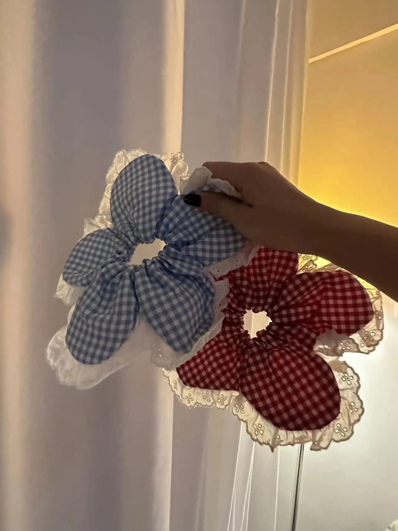 Kobiety kwiat moc Scrunchie w czerwonej kratkę miękkie gumka do włosów krawaty