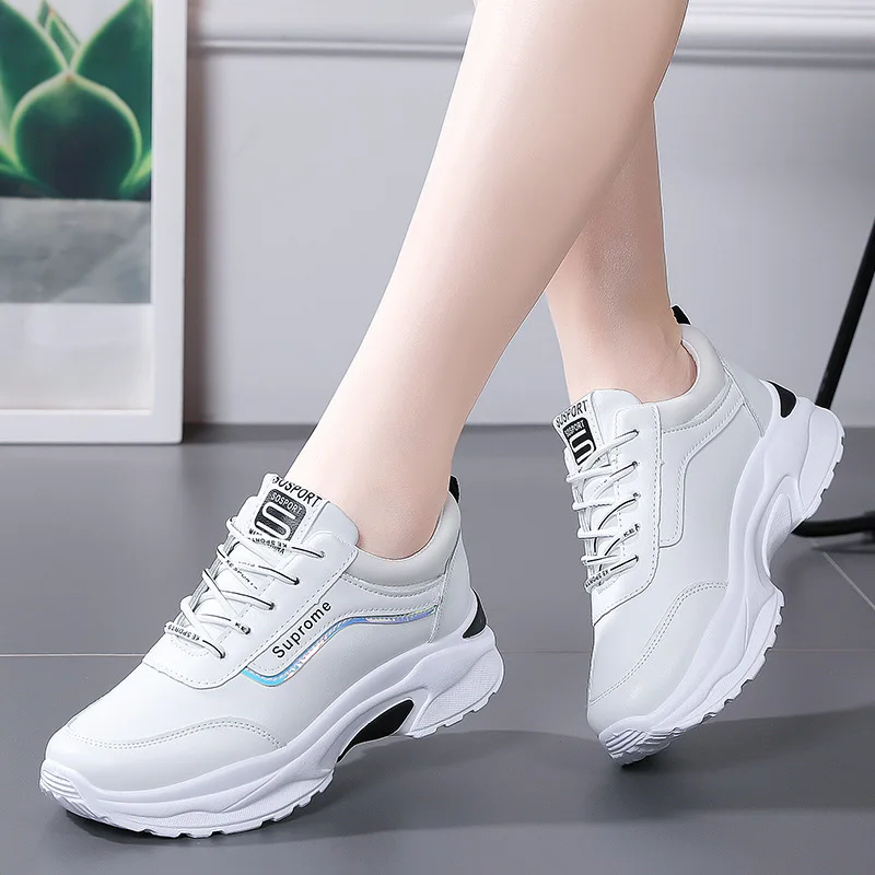 New White Shoes With Women's Velvet Korean Version Fashionable Casual Running Sneaker Breathable Sports Thick Soled Board Shoes