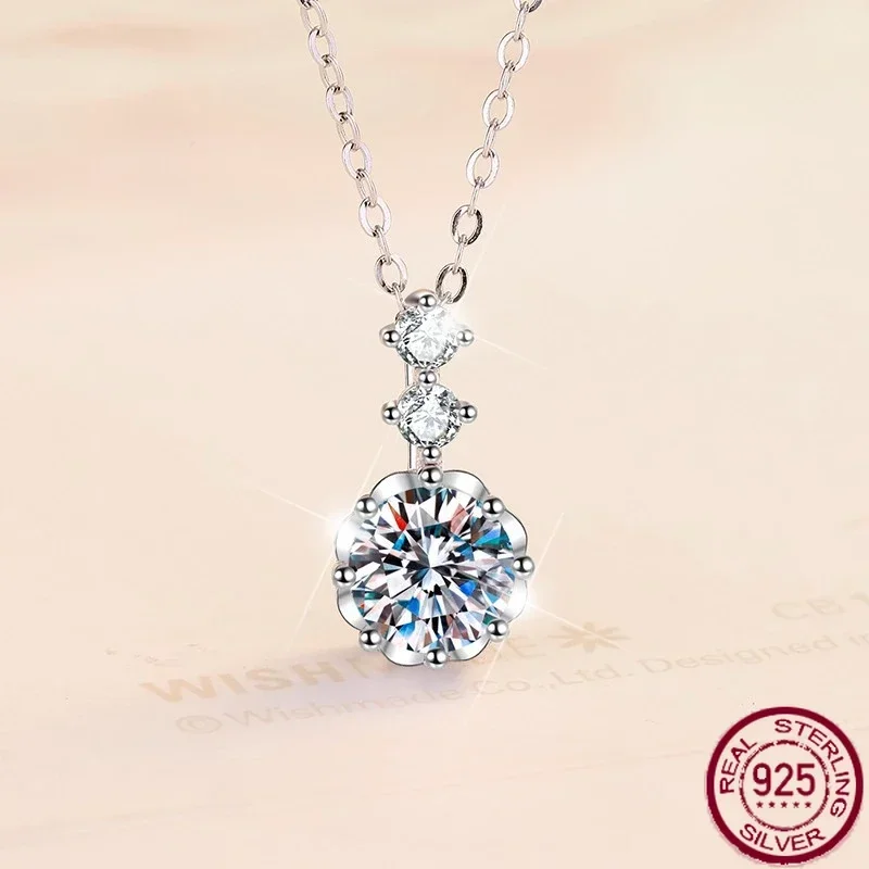 S925 Silver Pendant New One Carat Snowflake Style Fashionable and Elegant Mosan Diamond Women\'s Necklace Wedding Jewelry