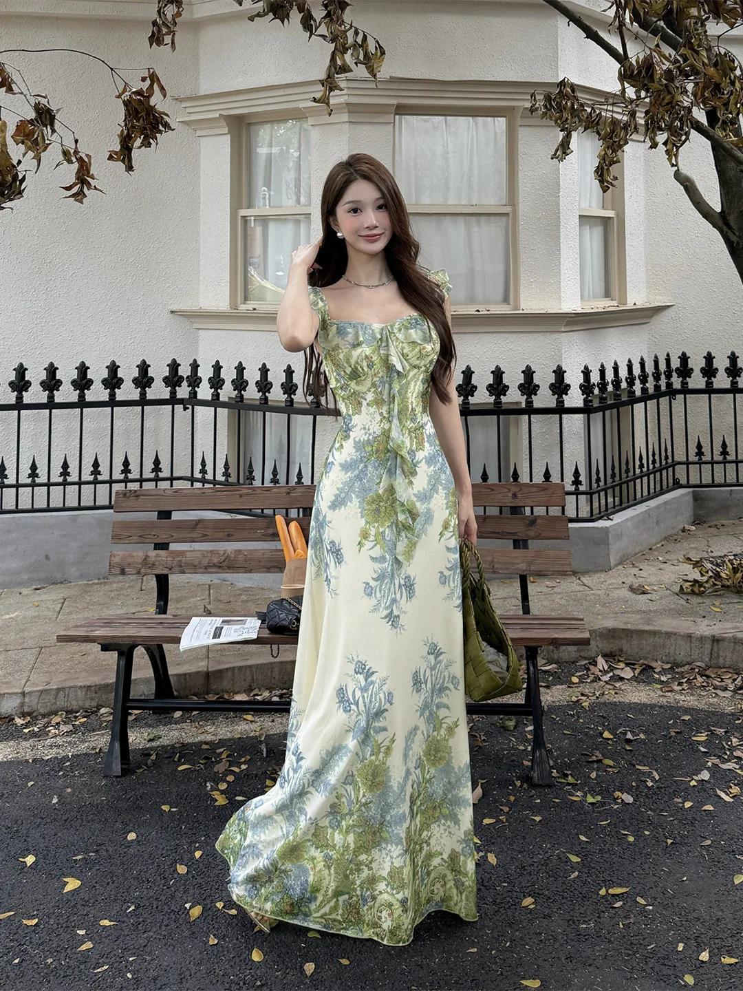 French Retro Ruffled Green Print Backless Square-neck A-line Dress For Women Forest Pastoral Waist-cinched Lace-up A-line Dress