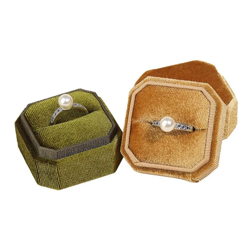 Corduroy Ring doos 5x5x4cm Klein Formaat Vier Kleur Spot Hexagon Flanellen Ring Sieraden Doos voor Bruiloft & Verloving