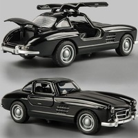Boys Alloy Car Toy Realistic Racing Sports Car Pullback Gift Model Vehicle Toy Car Simulation Car Boys Playset