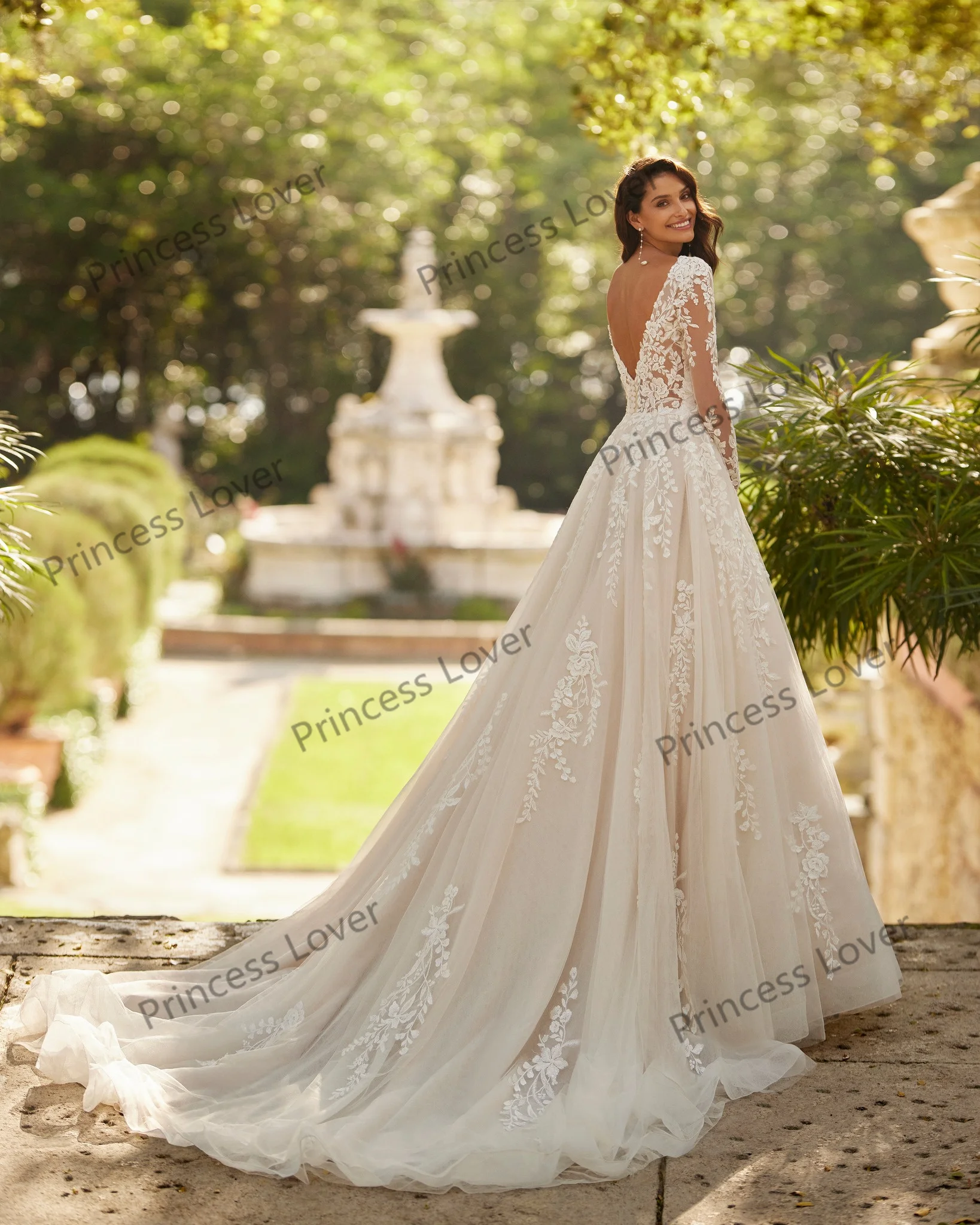 Wedding Dresses A Line Full Sleeves Bridal Gowns Lace Appliques Backless Tulle Elegant Vestido De Novia