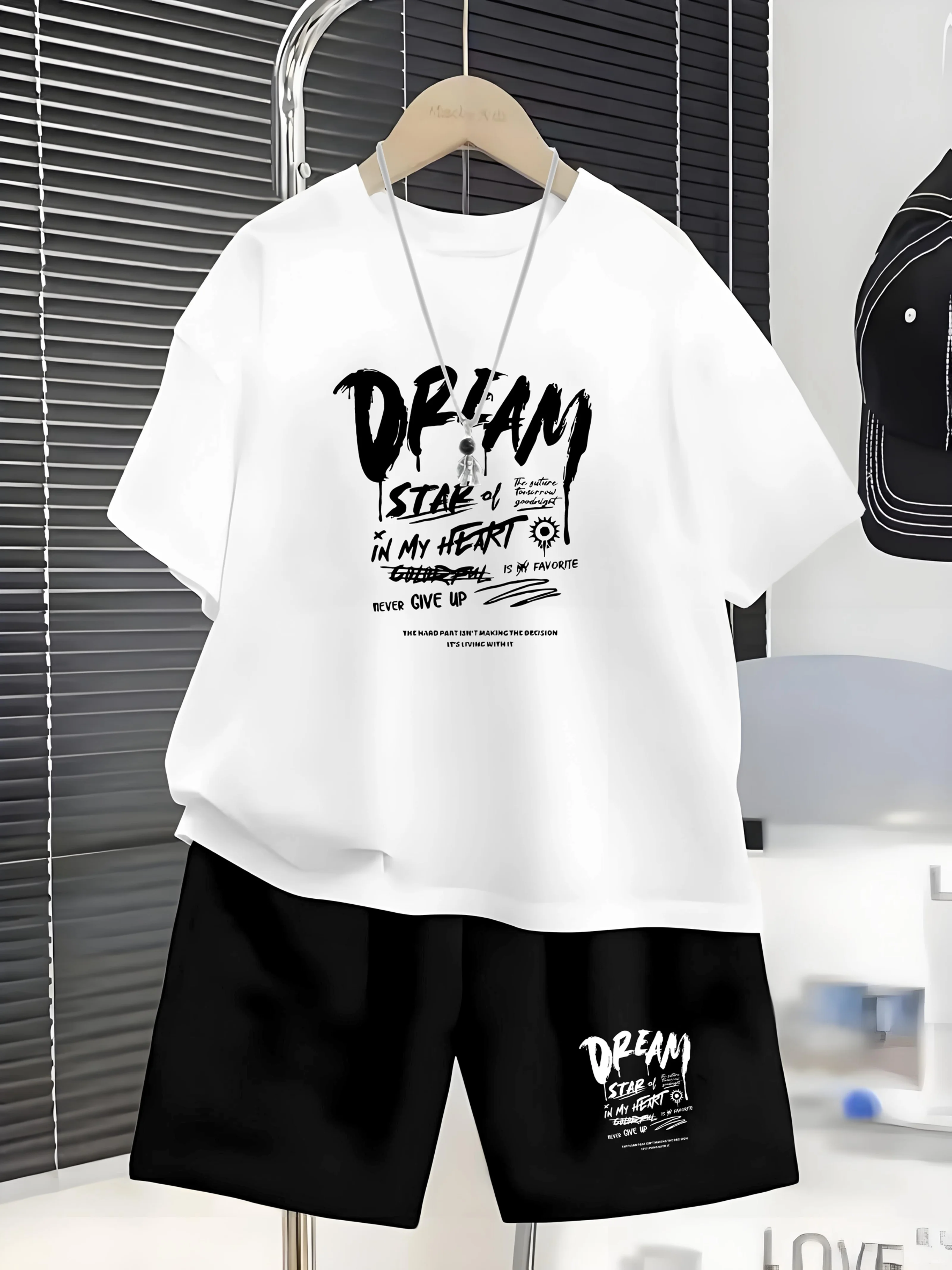 Boys' and Children's Inspirational Hipster DREAM Two-piece Set with Hand-printed Slogan Casual, Cheerful and Comfortable