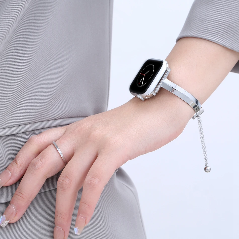 Cinturino per Apple Watch Ultra 49mm iWatch Series 6 7 8 SE 4 5 38/40/41mm 42/44/45mm cinturino in metallo acciaio moda T braccialetto Fine