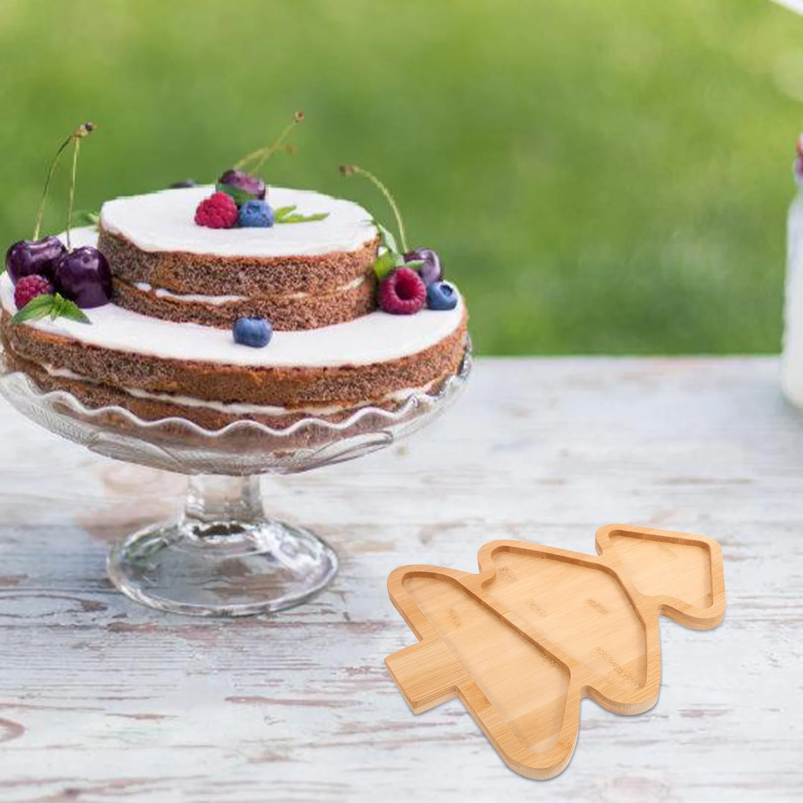 

Wooden Serving Tray Christmas Tree Shape Bamboo Fruit Plate Party Snacks Nut Display Home Decoration Tableware