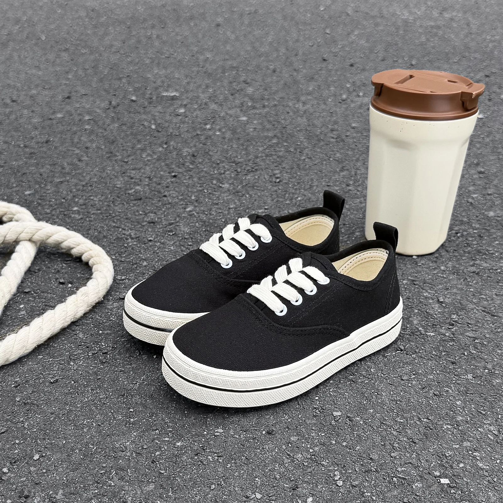 1125 Spring and Autumn new candy colored low cut lace up children's canvas shoes for boys and girls Korean version board shoes