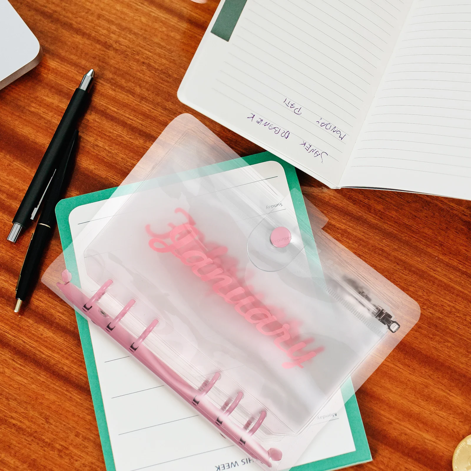 مجموعة واحدة من جيوب مقسم الموثق، مادة PVC خفيفة الوزن، سهلة الاستخدام السريع، تنظيم عناصر مختلفة، مغلفات مجلد الميزانية للحياة اليومية