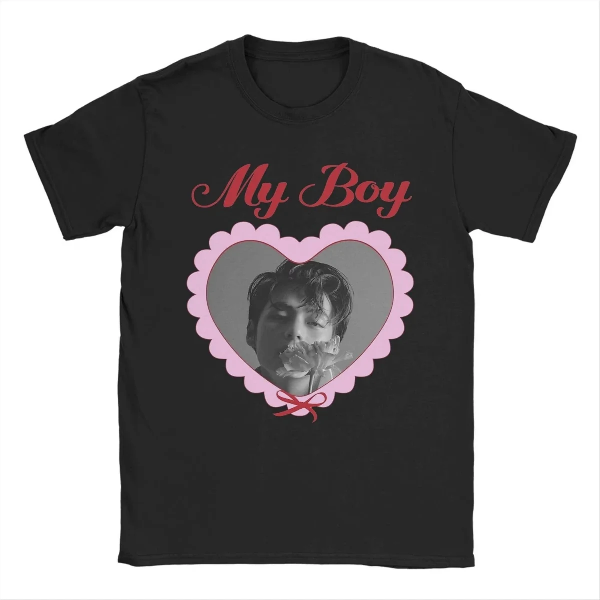Kpop Taehyung V Y2k تي شيرت للنساء متعة القطن تي شيرت Crewneck موضة الشارع المشجعين قصيرة الأكمام تي شيرت حجم كبير الملابس