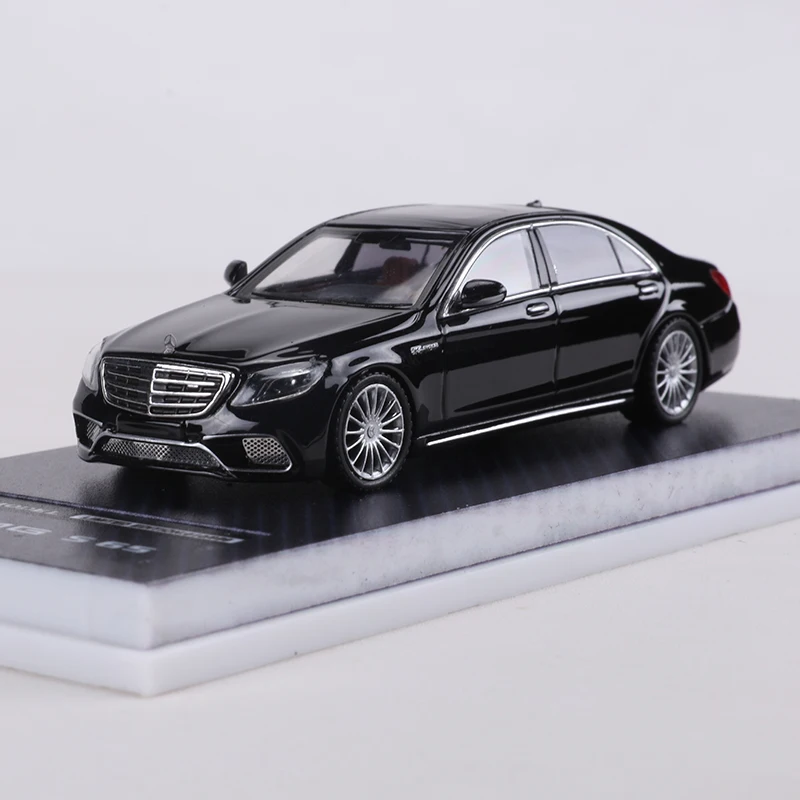 

MJ MODEL 1:64 S65 W222 Black Alloy Model Car
