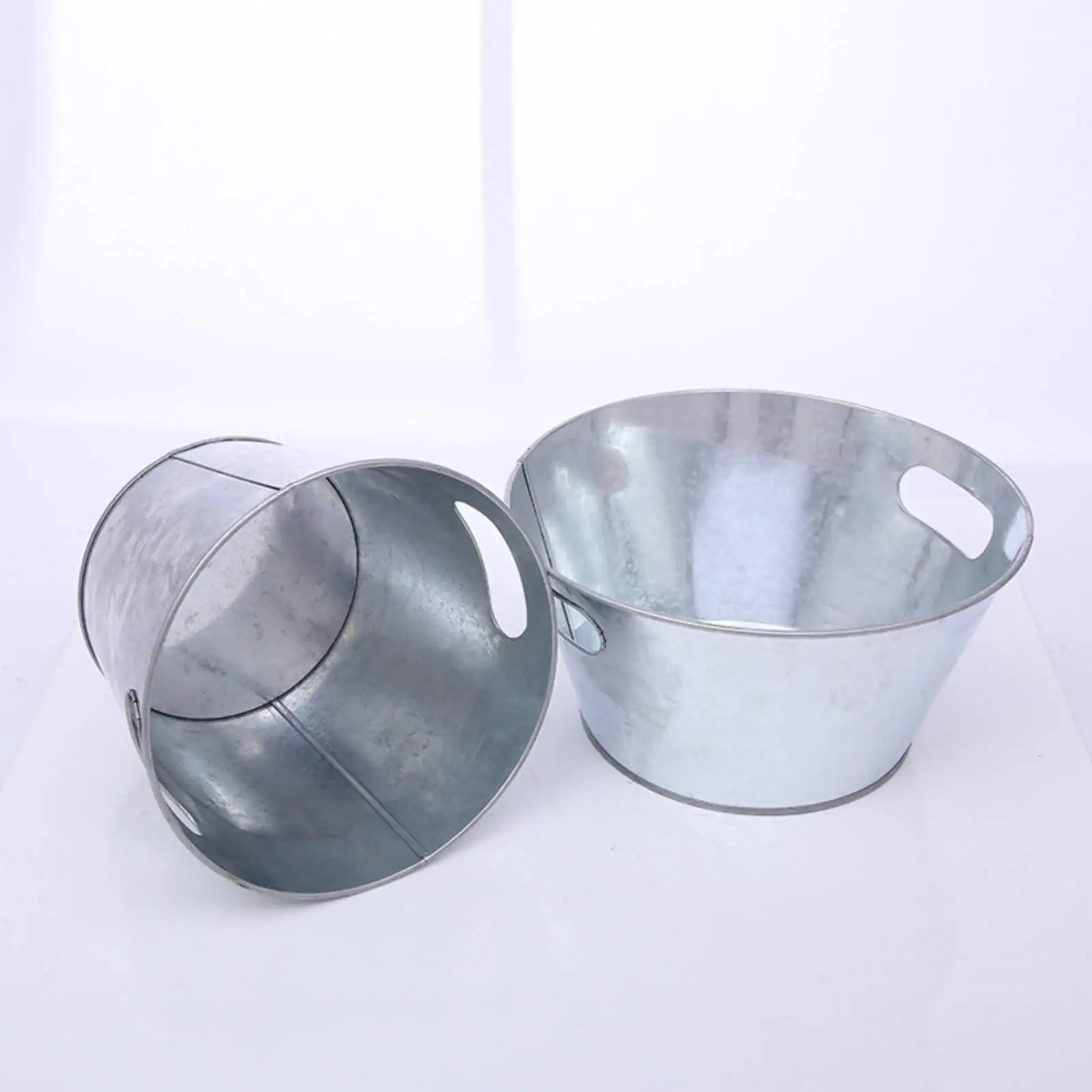 Galvanized Ice Bucket Portable Galvanized Drink Tub Keeps Drinks Cold Metal