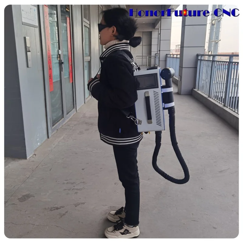 

Backpack Laser Cleaning Machine Rust Removal Tools for Painting Coating Grease Dirty Cleaning with JPT Laser Source 100w 200w