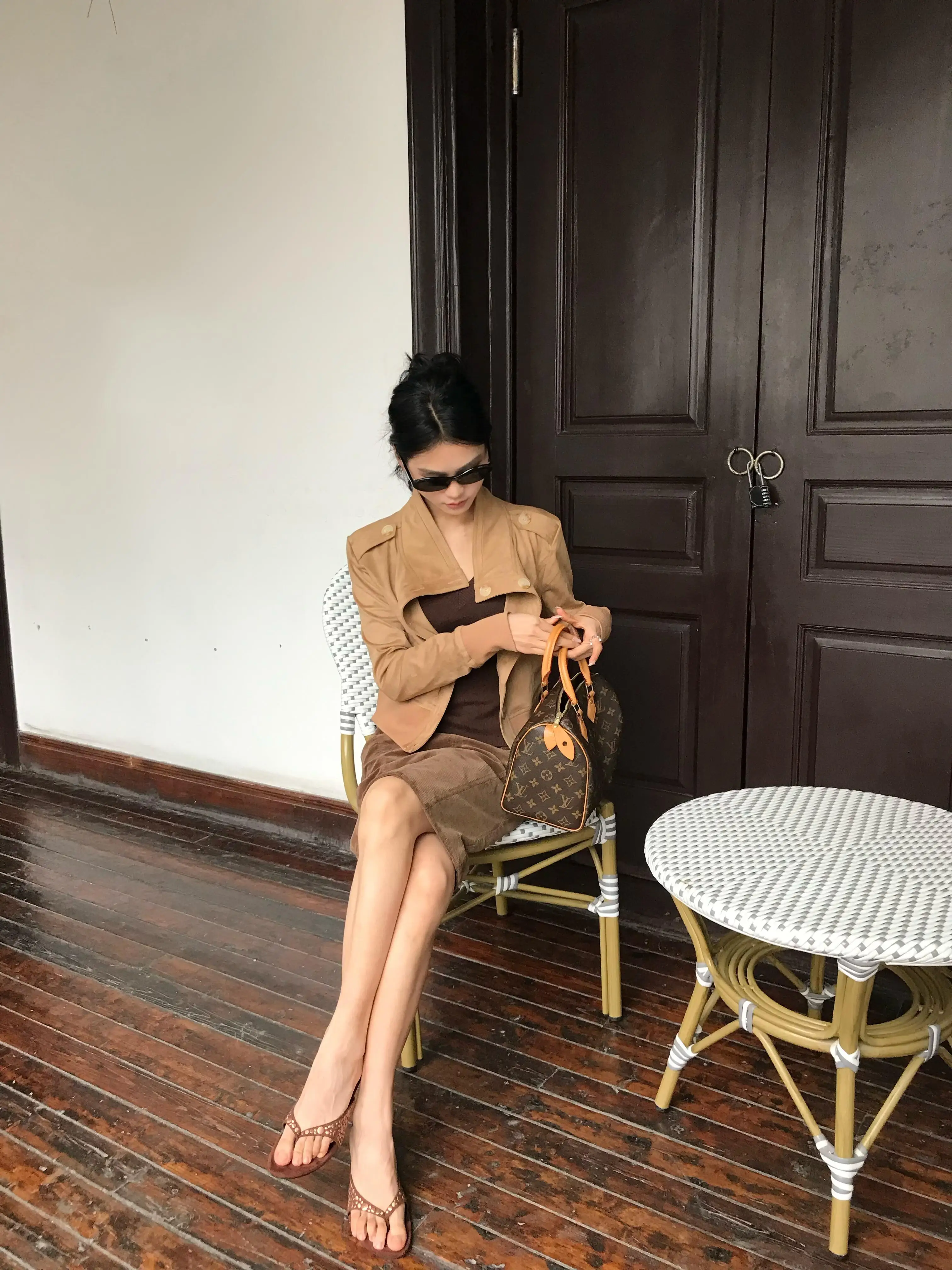 Retro American Brown Double Color Corduroy Basic Versatile Women's mid Waist  Skirt High Quality Slim Fit City Commute