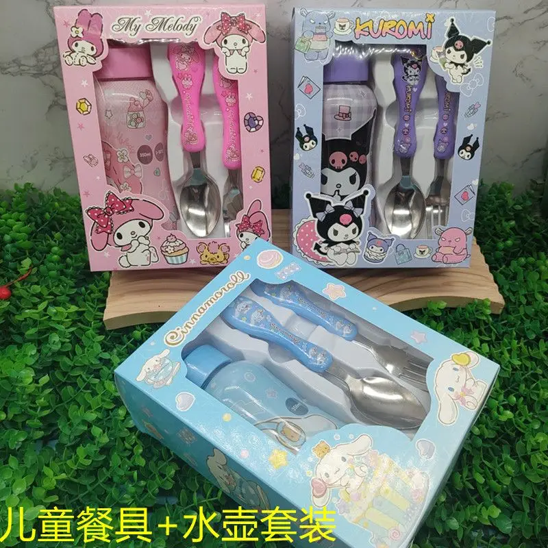 

Kawaii Kuromi мультфильм чайник ложка вилка набор из трех предметов аниме моя мелодия Cinnamoroll милый ребенок уличная портативная посуда новая